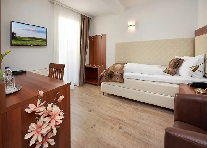 Meyerhof Szálloda 3*