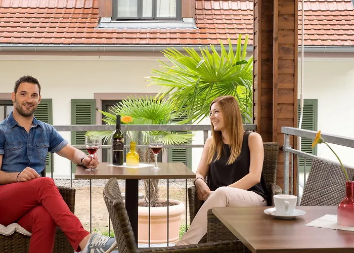 Meyerhof Szálloda 3*